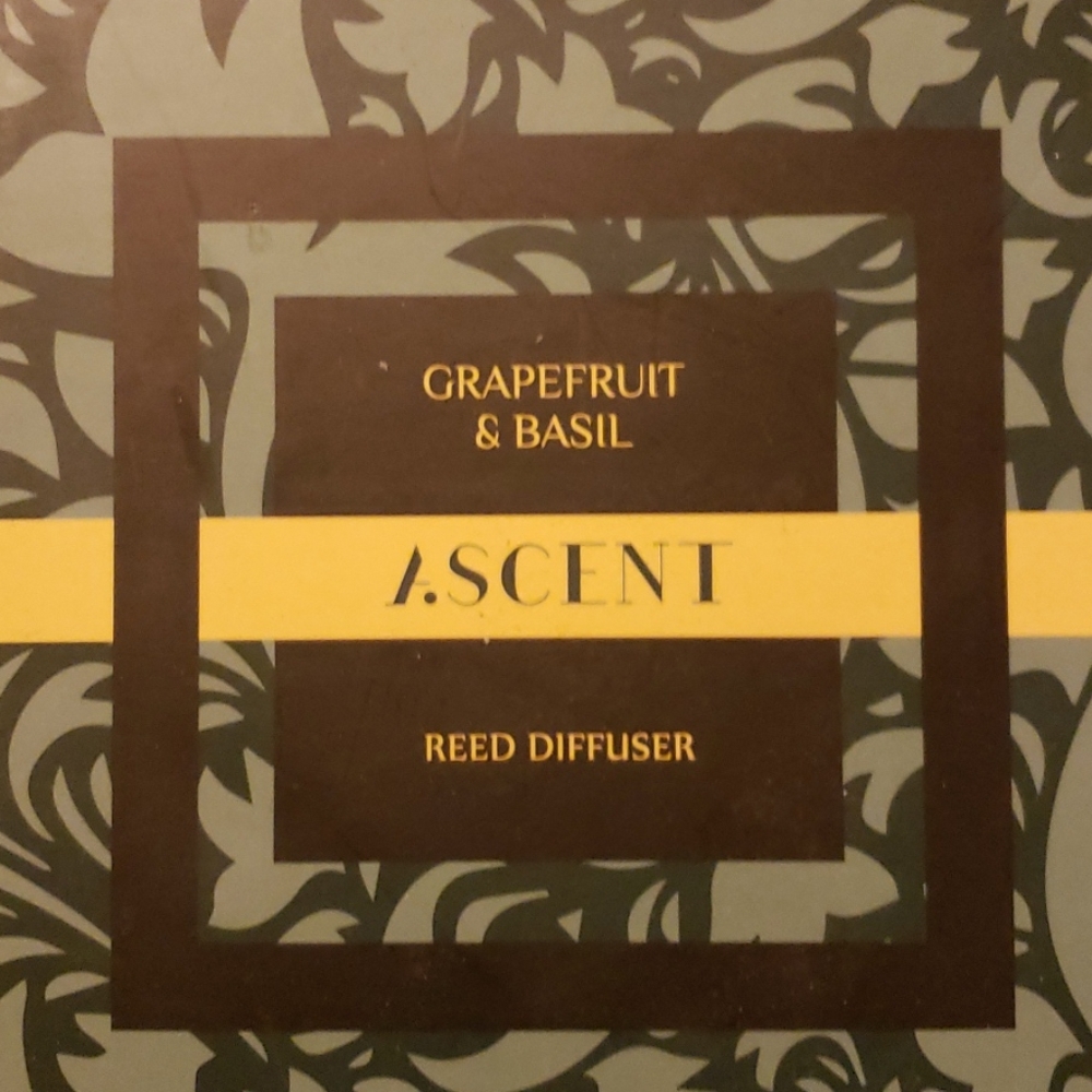 ASCENT GRAPRFRUIT & BASIL REED DIFFUSER